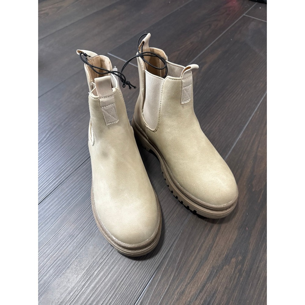 Tan Boots